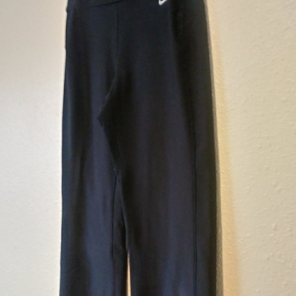Nike Fit Dry Leggings - Picture 3 of 8